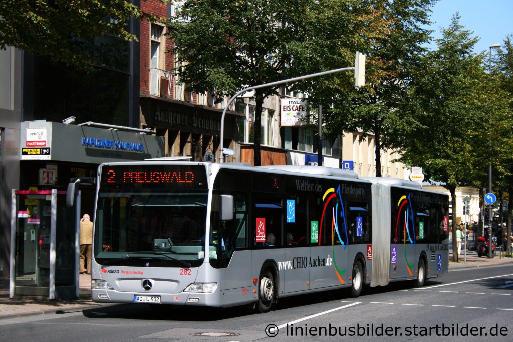 ASEAG 282 mit Werbung fr Chio Aachen.
Aufgenommen am Luisenbrunnen in Aachen, 17.08.2011.