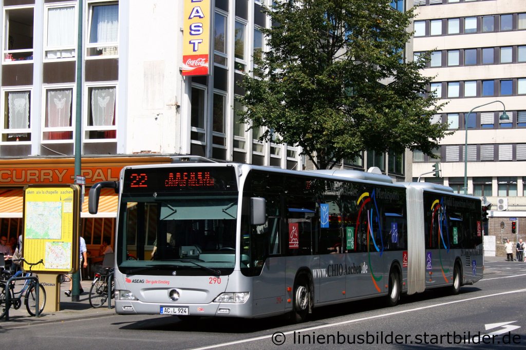ASEAG 290 mit Werbung fr Chio Aachen.
Der Bus fhrt zum Campus Melaten.
Aufgenommen am Luisenbrunnen in Aachen, 17.08.2011.