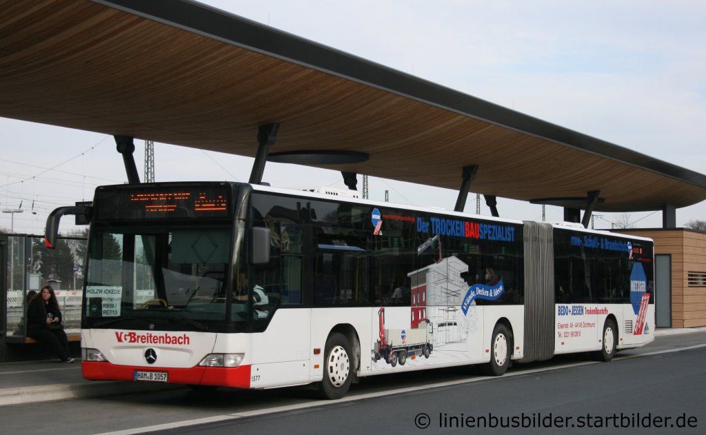 VBG Breidenbach 1577.
Der Bus wirbt fr Metzger Baustoffe.
Aufgenommen am Bahnhof Unna, 12.3.2011.