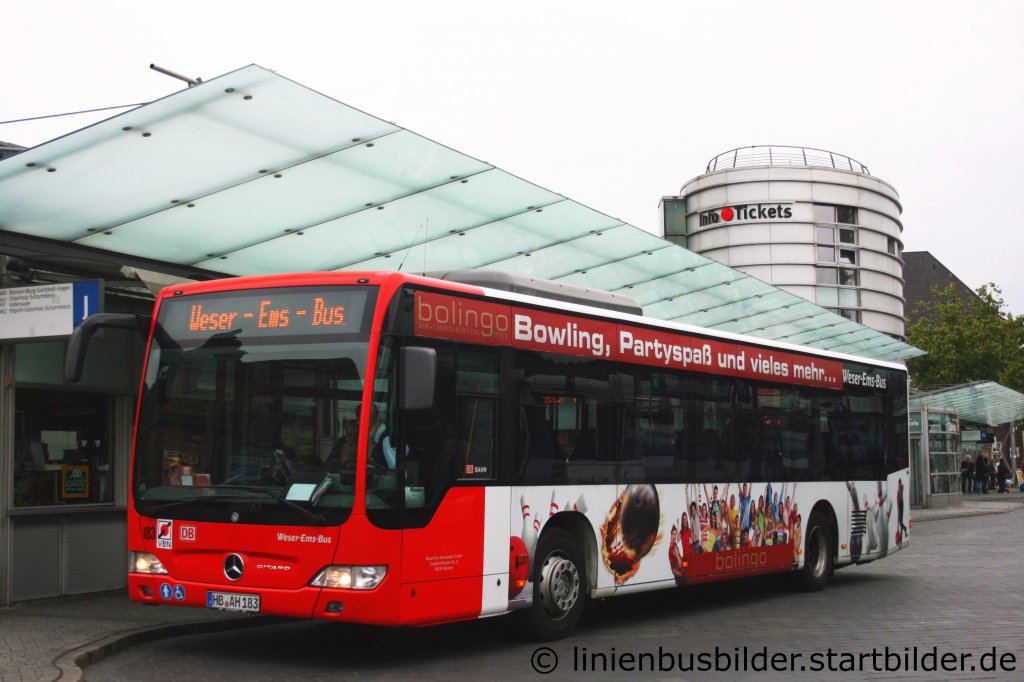 Weser Ems Bus 182 (HB AH 183).
Der Bus wirbt fr das Casino Bolingo.
Aufgenommen am HBF Bremen, 30.7.2011.