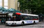 MAN Niederflurbus 2. Generation/168014/moebus-0003der-bus-macht-werbung-fuer Mbus 0003.
Der Bus macht Werbung fr H+K Hermanns.
Aufgenommen in Mnchengladbach Rheydt, 2.7.2011.