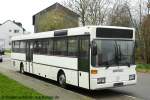Diesen MB 407 habe ich am 15.11.2010. beim Omnibushndler Lingner in Bochum Wattenscheid aufgenommen.