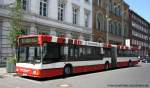 Koppermann (AC MO 7406).
Aufgenommen in Aachen Stadtmitte.
So wie der Bus ausschaut fhrt er nicht meht lange.