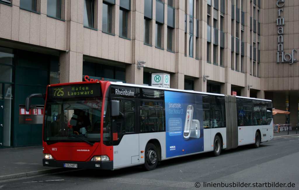Rheinbahn 6873 (D GJ 6878).
Der Bus trgt TB fr Nokia.
Aufgenommen am HBF Dsseldorf, 13.3.2011.