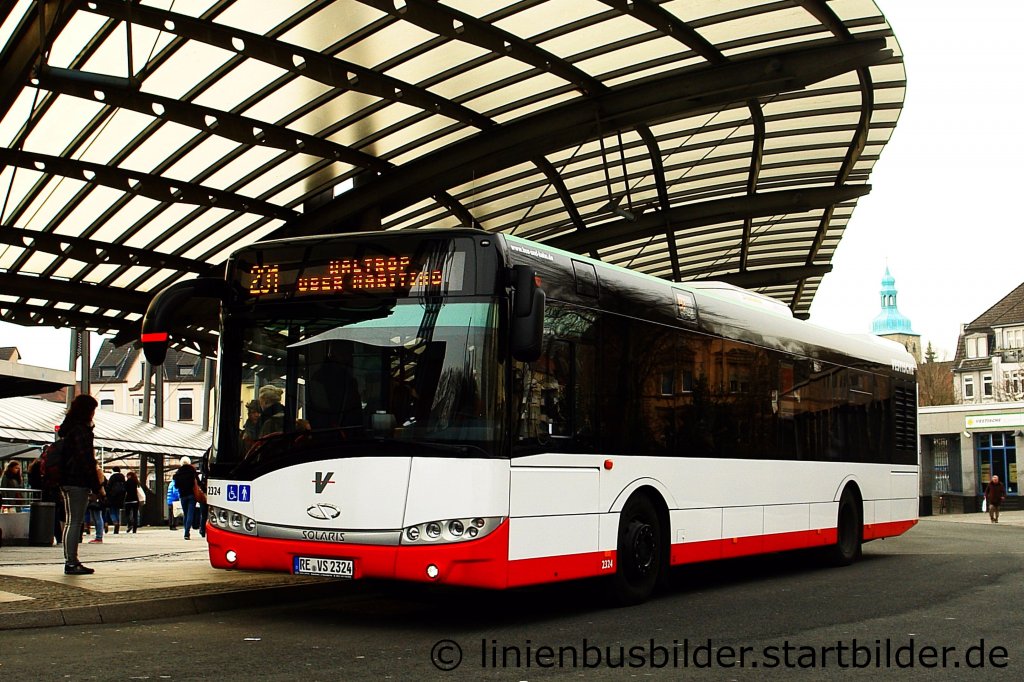 Und hier gibt es noch einen neuen Solaris der Vestischen.
Vestische 2324.
Aufgenommen am HBF Recklinghausen, 18.1.2012